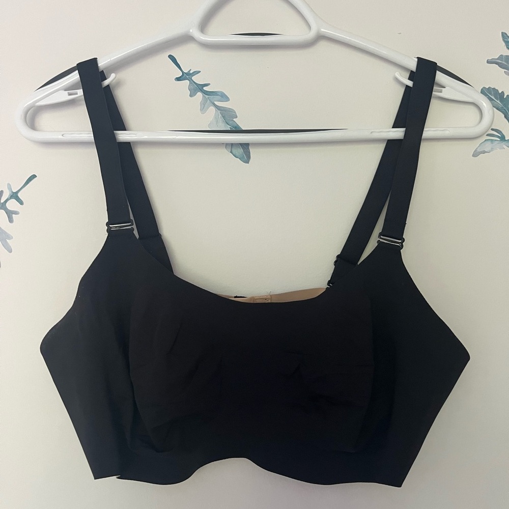 Knix Black Adjustable Strap Bralette